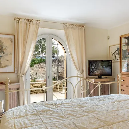Lou Granos * Gordes